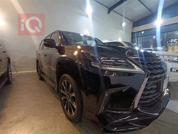 Lexus for sale in Iraq